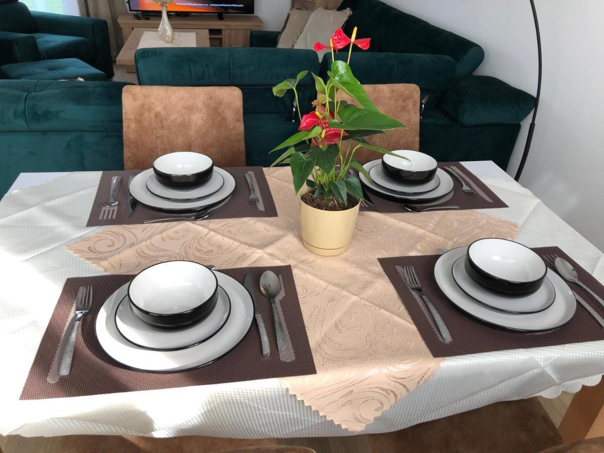 Tatra Billetee Apartman S Luxusnym Vyhladom Na Vysoketatry A Sukromnym Wellness Попрад Экстерьер фото
