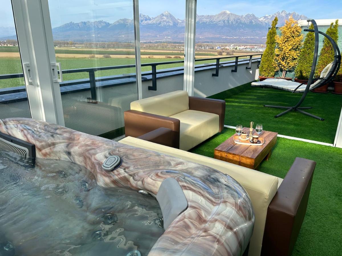 Tatra Billetee Apartman S Luxusnym Vyhladom Na Vysoketatry A Sukromnym Wellness Попрад Экстерьер фото